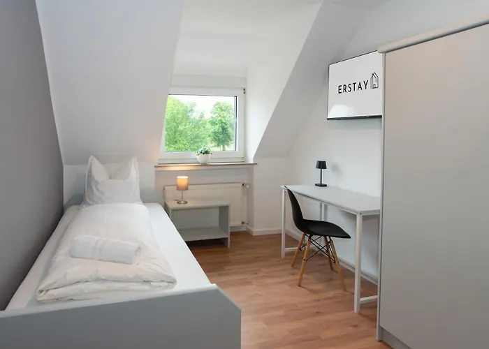 Erstay - Moderne Дорстен