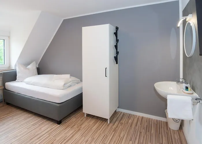 Проживание в семье Erstay - Moderne *